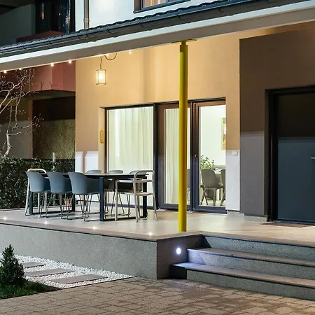 Casa Noastra De La Mare